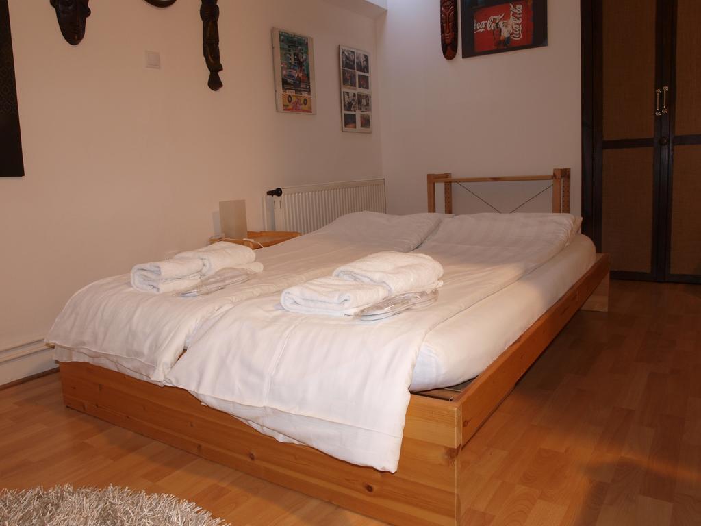 Attic Apartment City Center Praag Buitenkant foto
