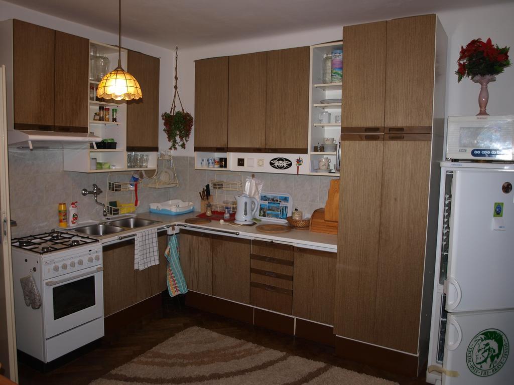 Attic Apartment City Center Praag Buitenkant foto